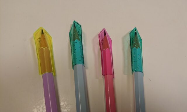 鉛筆キャップが進化！割れない、落としてもうるさくない！実用的でかわいい小５女子おすすめキャップ