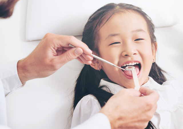 虫歯のなりやすさは遺伝や体質に左右される？虫歯の発生に関係している４つの要素を足立優歯科院長、足立先生に伺いました！
