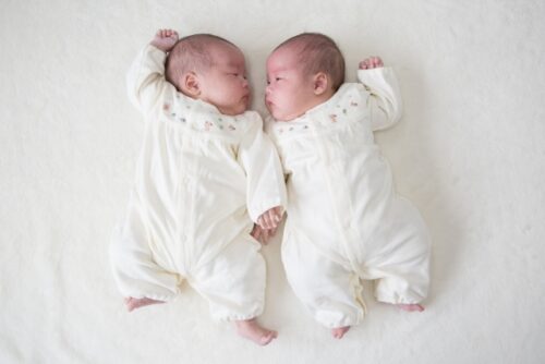 双子が生まれてからよく聞かれる8つの質問。これって双子ママあるある？