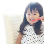 嫌がる歯みがきどう対応する？4歳娘の歯医者さんデビューは歯みがき嫌い克服のヒントがいっぱいだった！